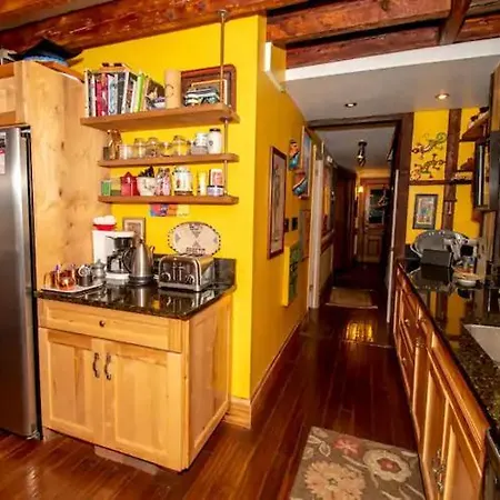 Quite Apartman Apartment *